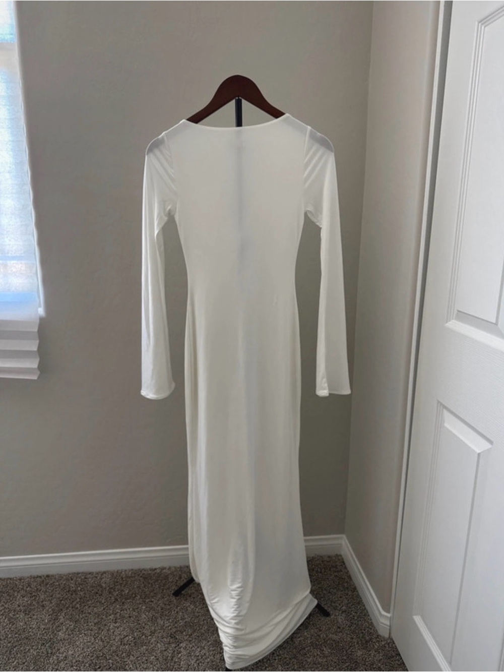 Meshki Tarna Slinky Fishtail Maxi Dress - Picture 3 of 4